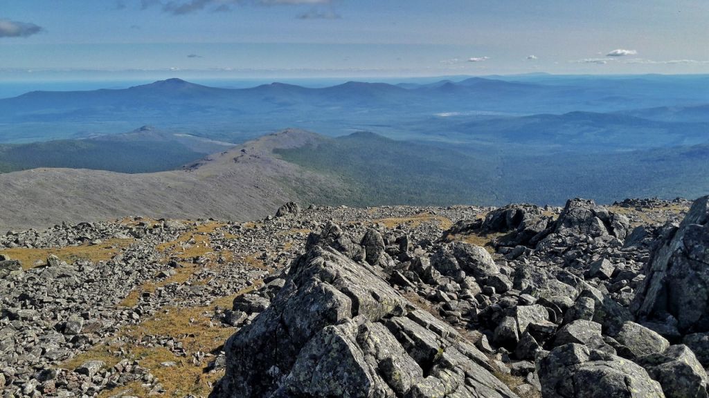 Панорама с вершины Конжаковский камень