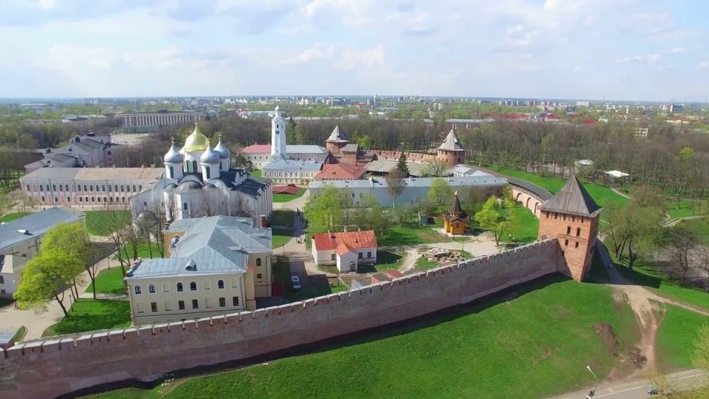 Где починить ноутбук в великом новгороде