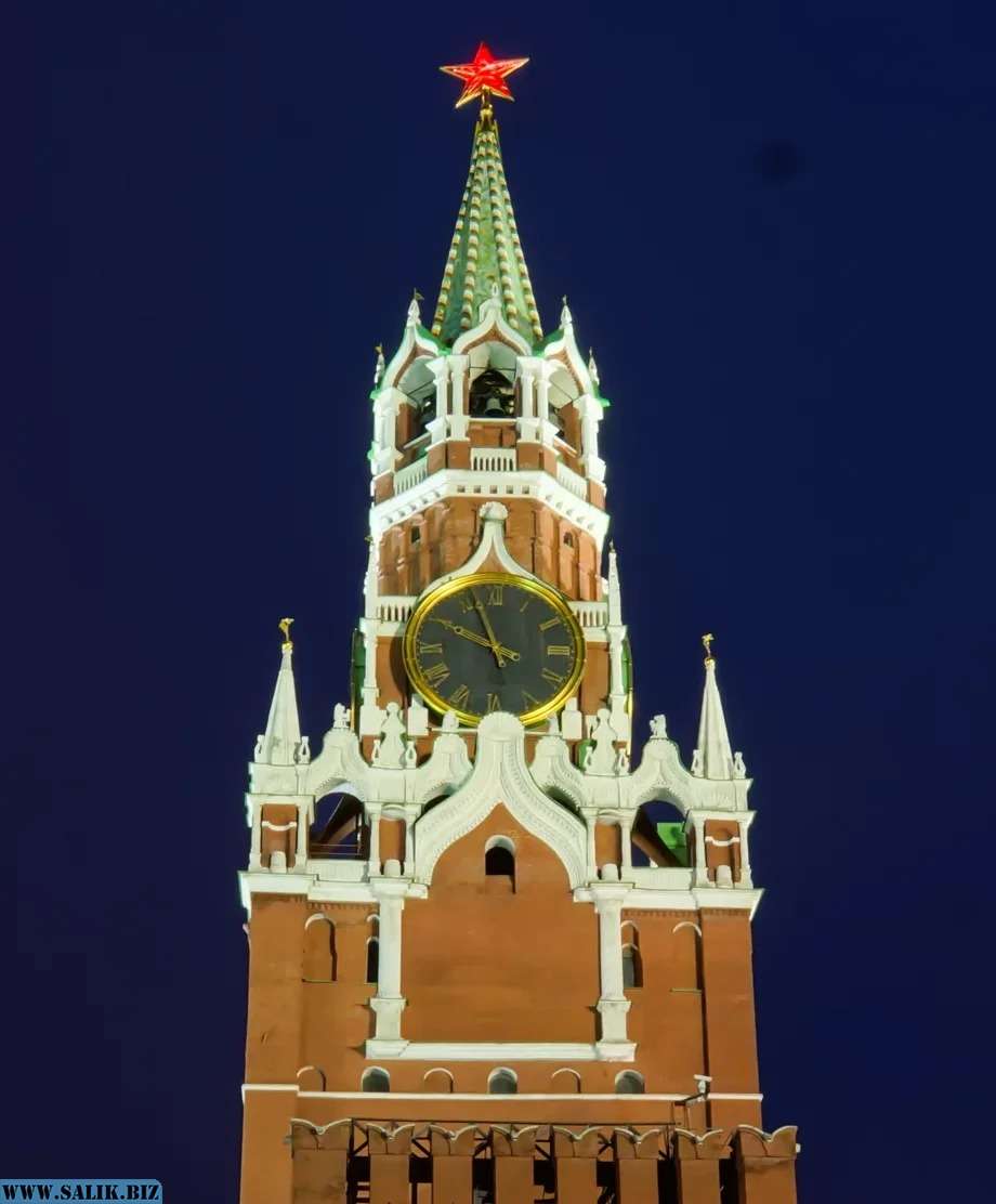 Кремлевские куранты Спасская башня